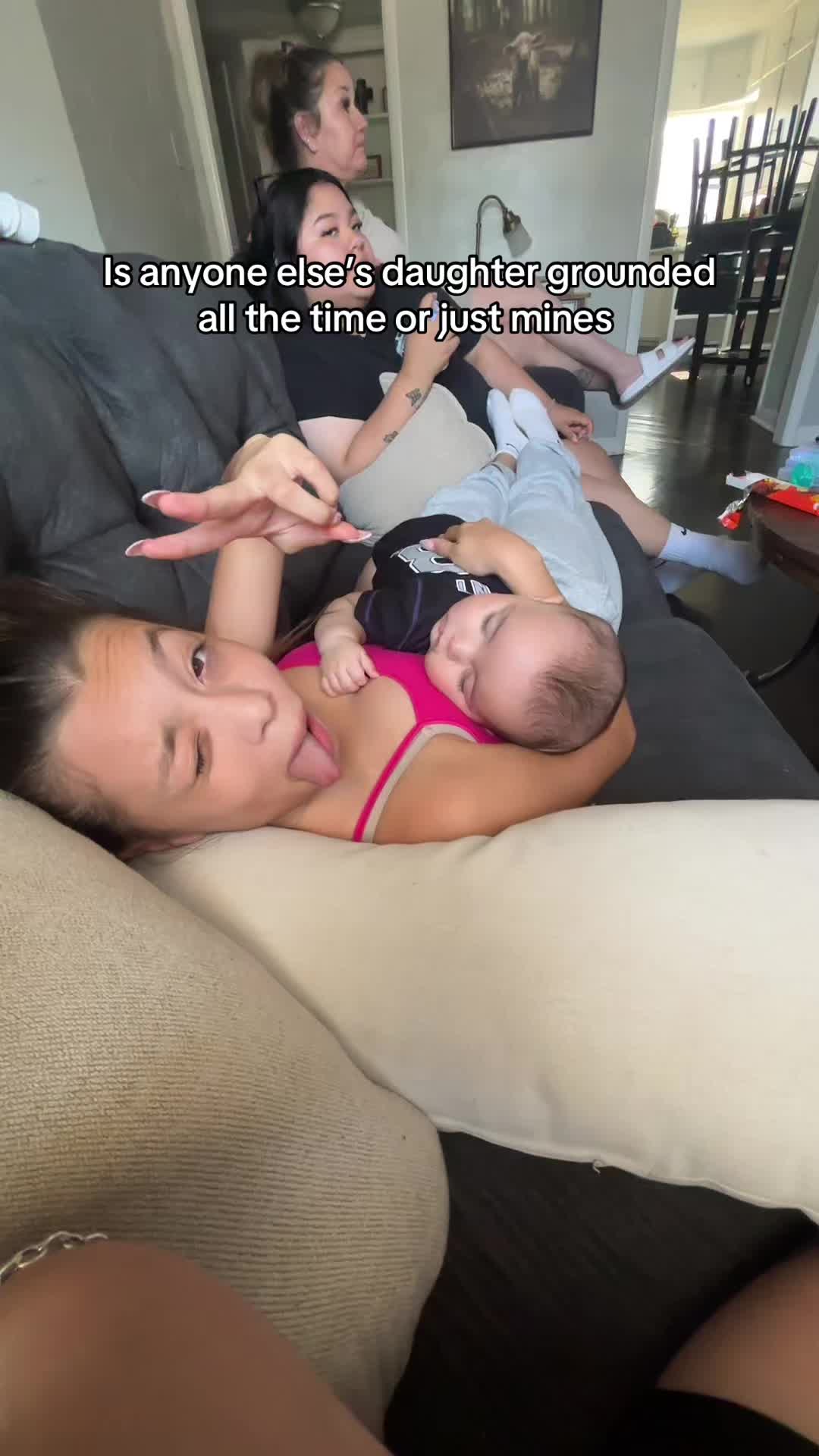 @Adriana/QueenAceNails