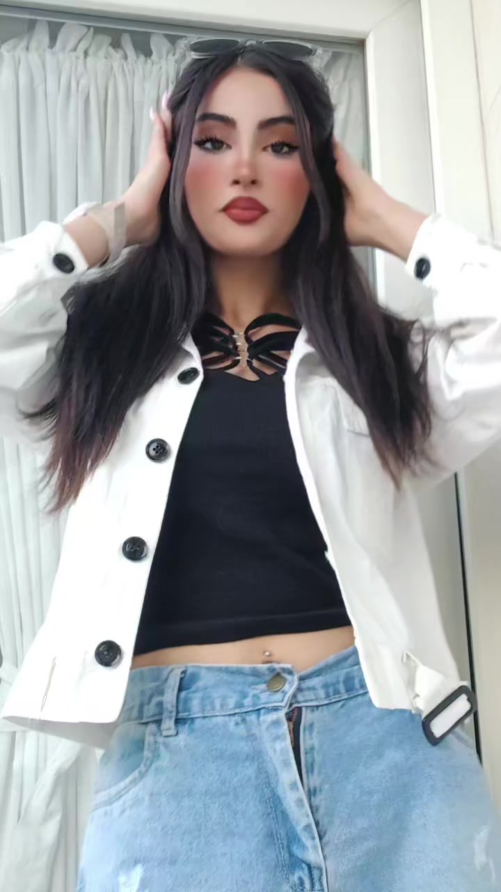 @_Hasti