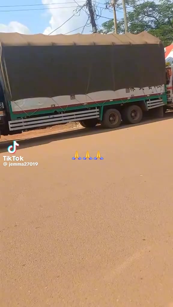 @Trucker Dennoh