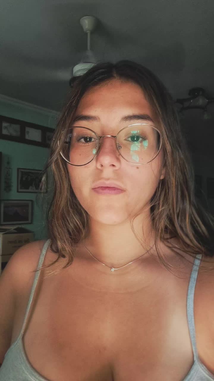 @Vicku