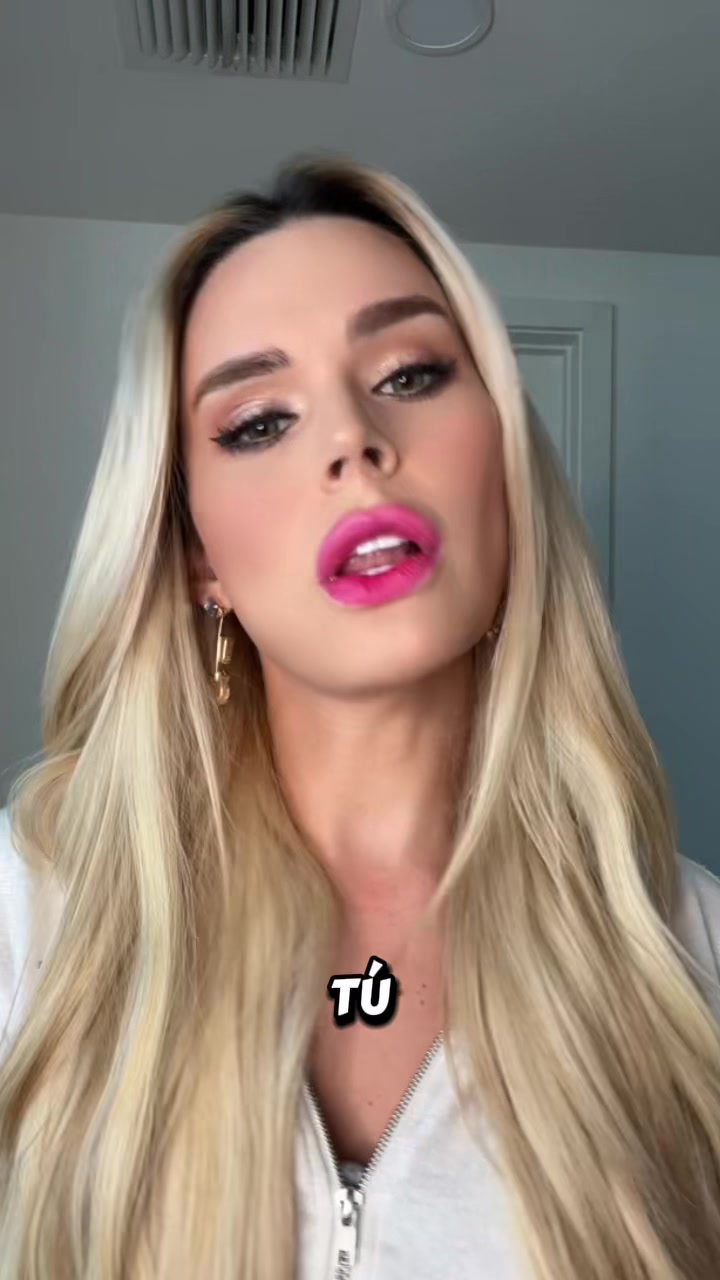 @Ashlyn Pia