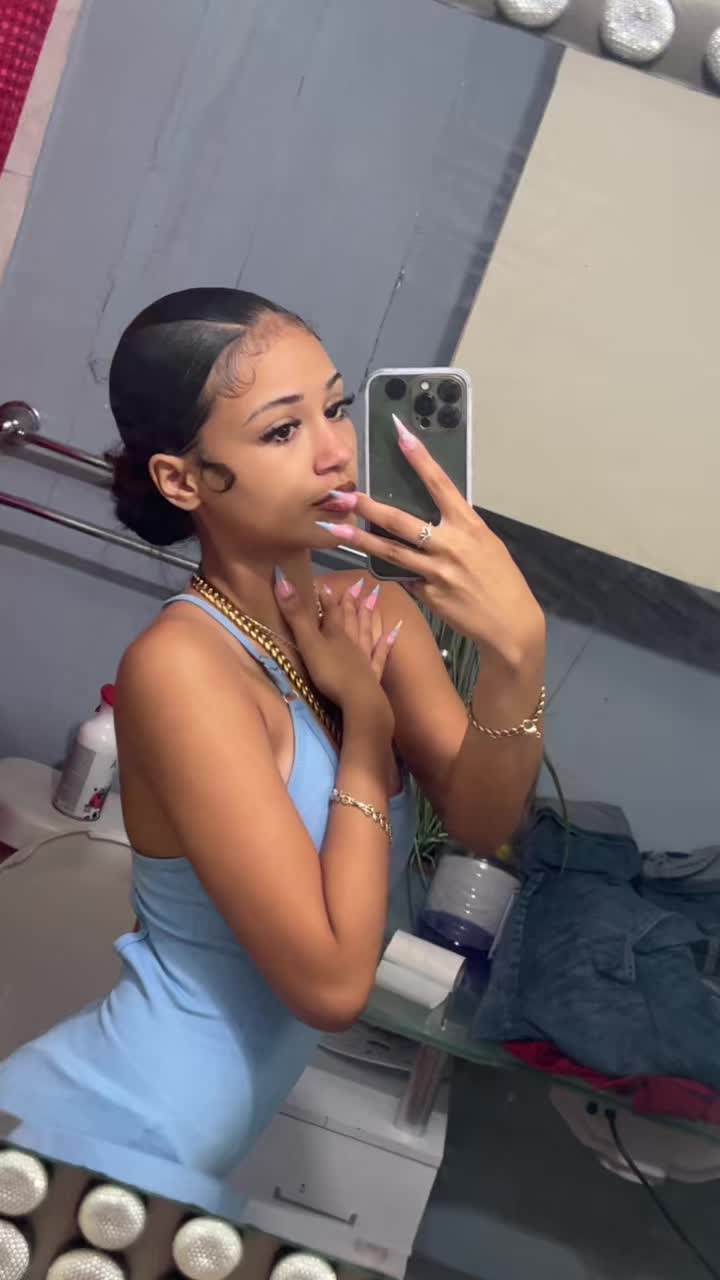 @pretty rican 🍭