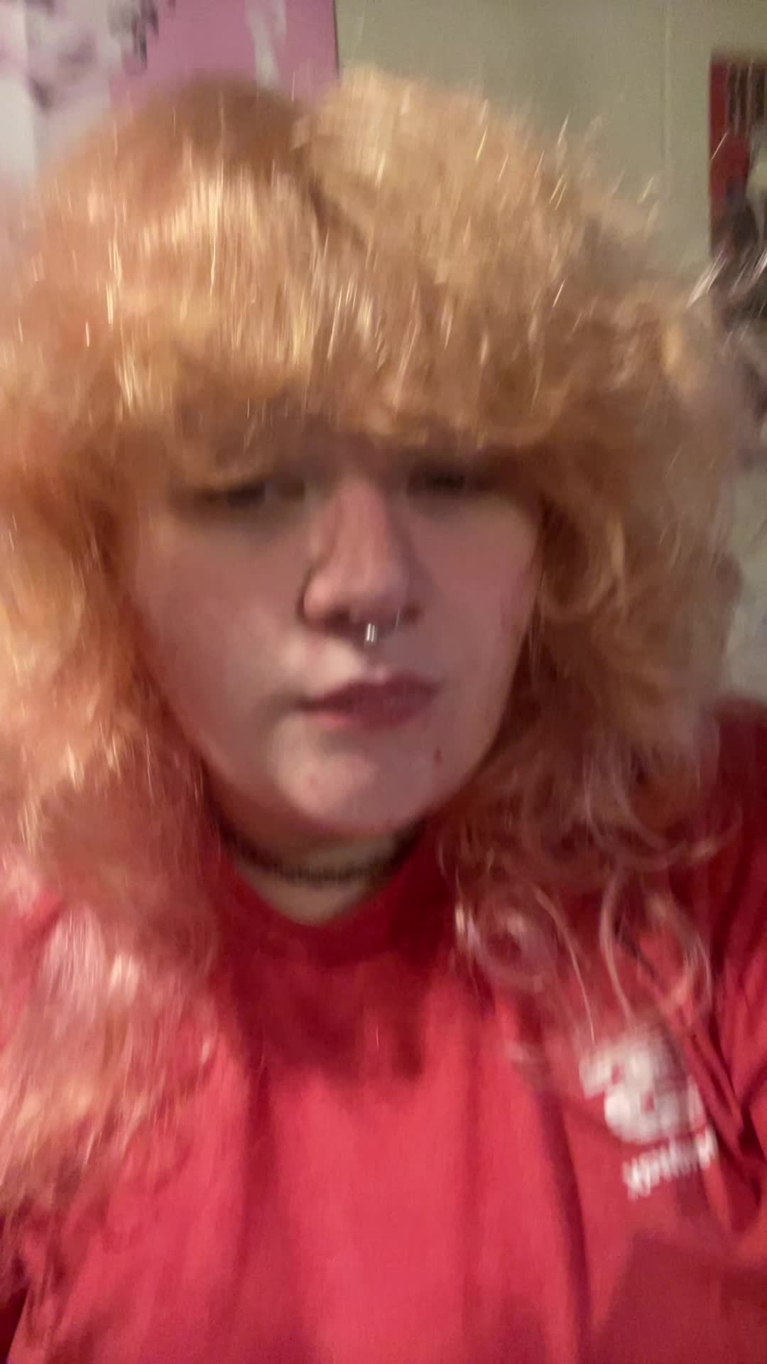 @𝓕𝓾𝔃𝔃𝔂 <3
