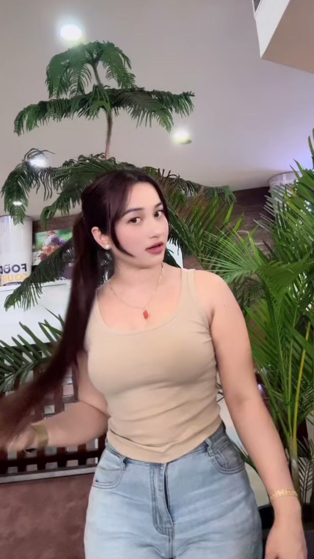 @Bindiya shrestha🐝🐘🧿
