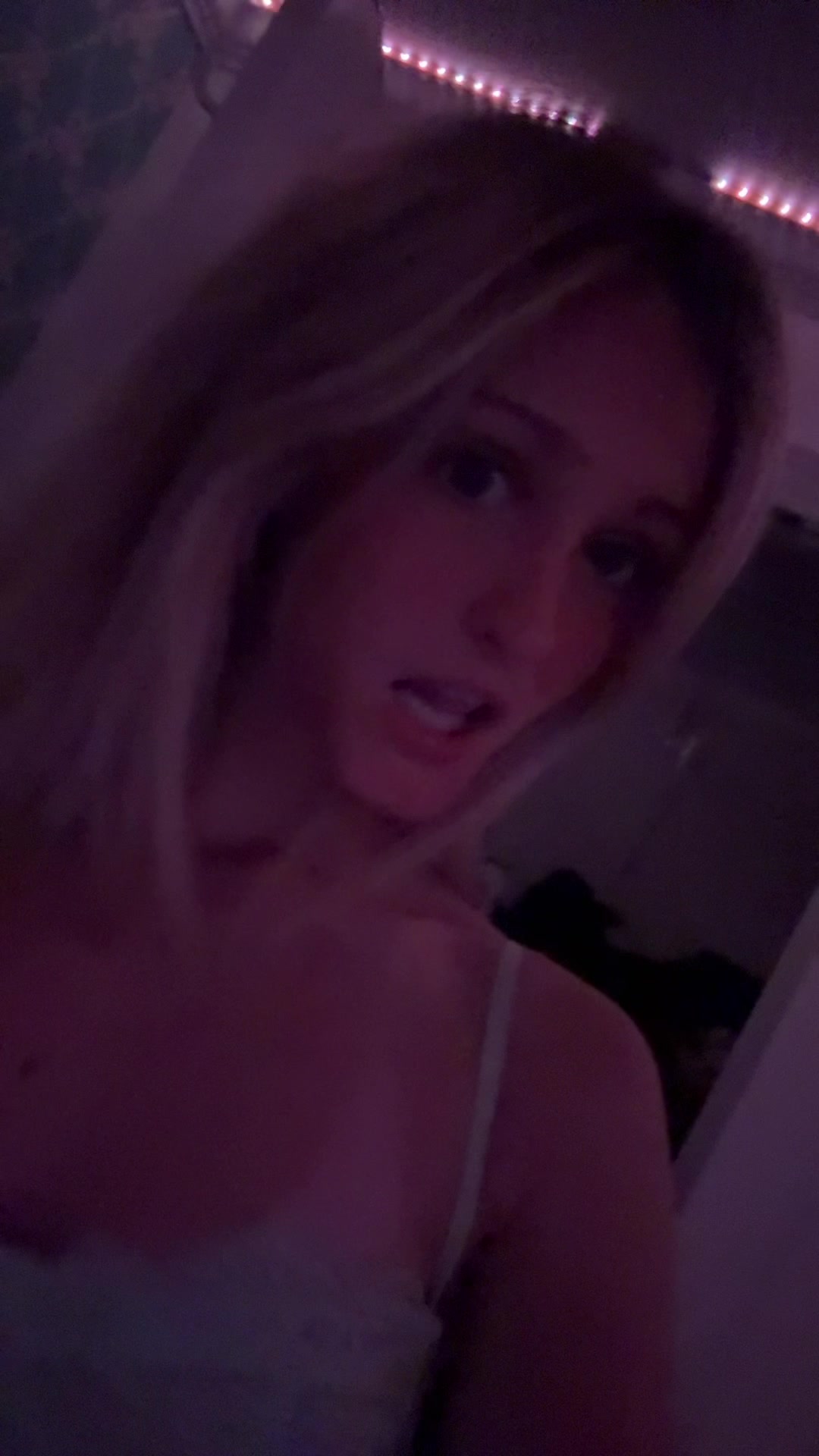 @anya
