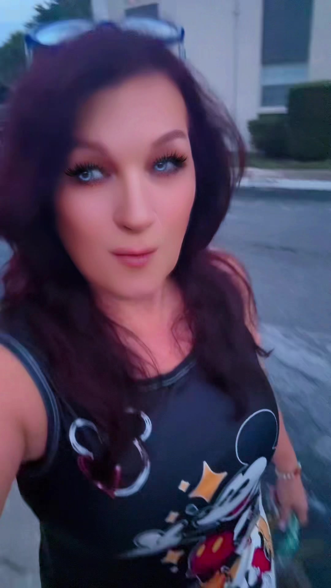 @dianahugs
