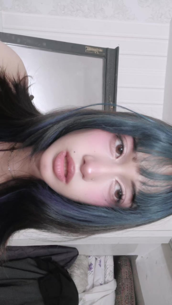 @Blueberry 🫐