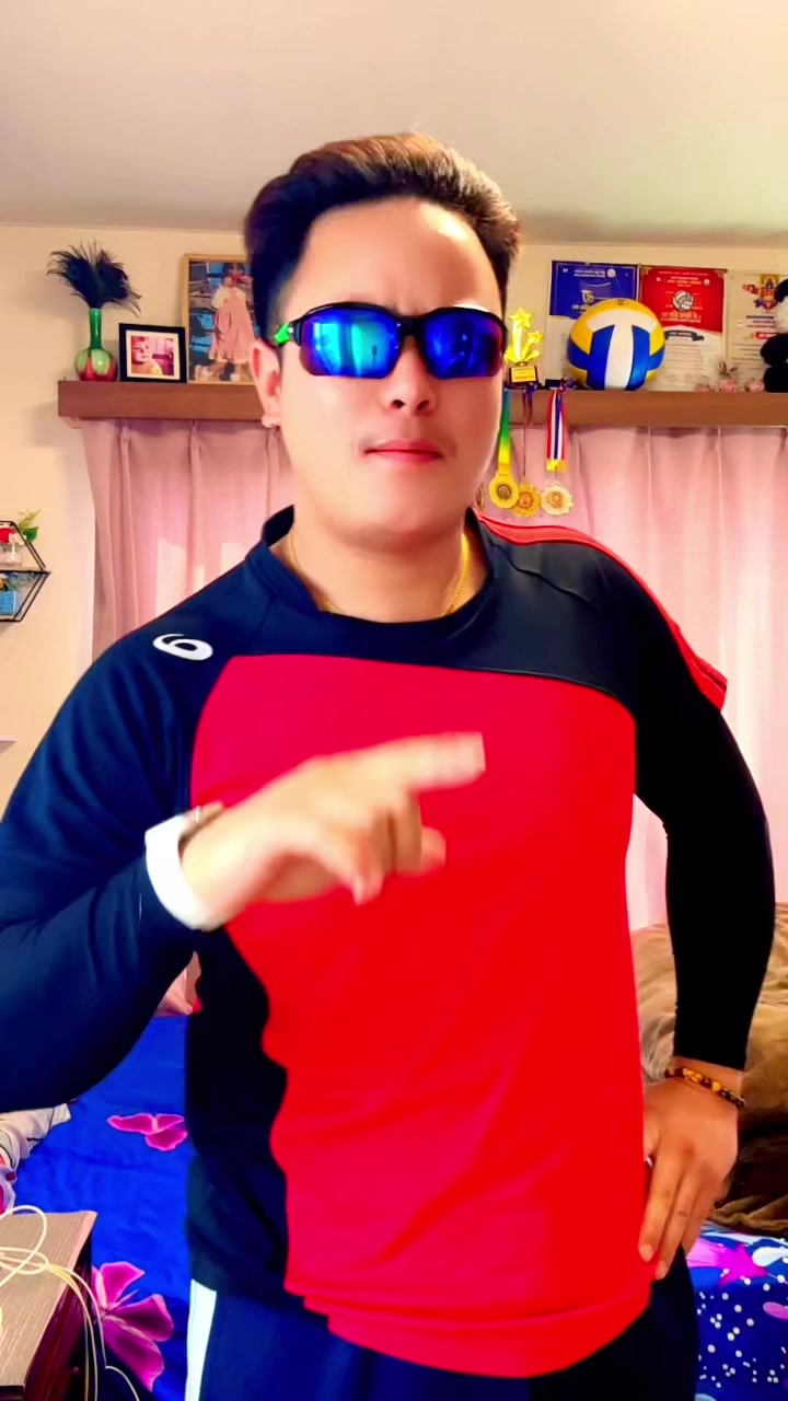 @NeeRaj Aale 🇳🇵🛬🇯🇵