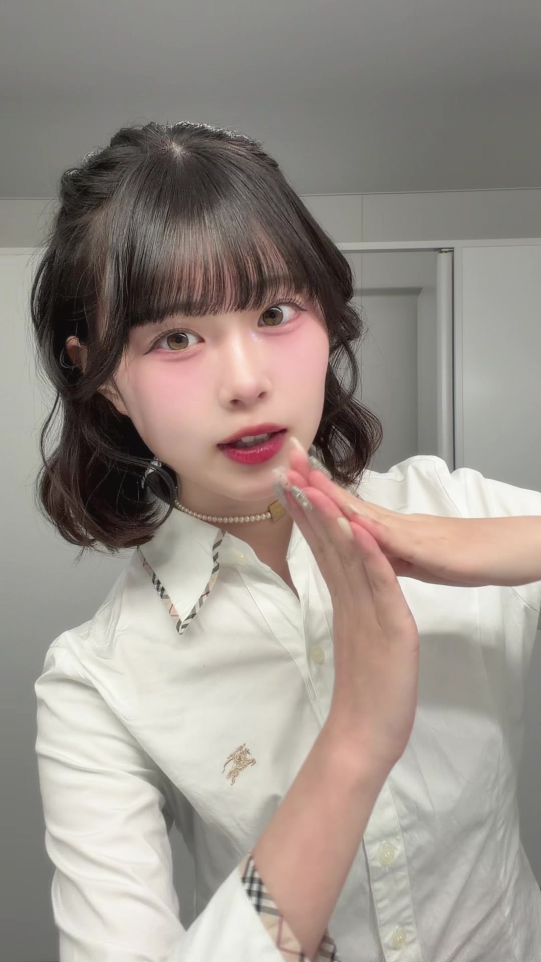 @表 すみれ (おもて すみれ)