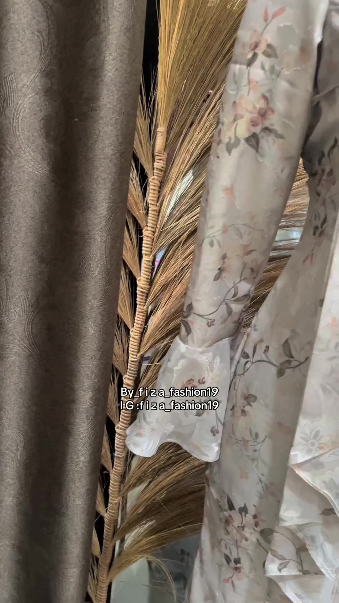 @F I Z A👑 || IG :fizafashion19