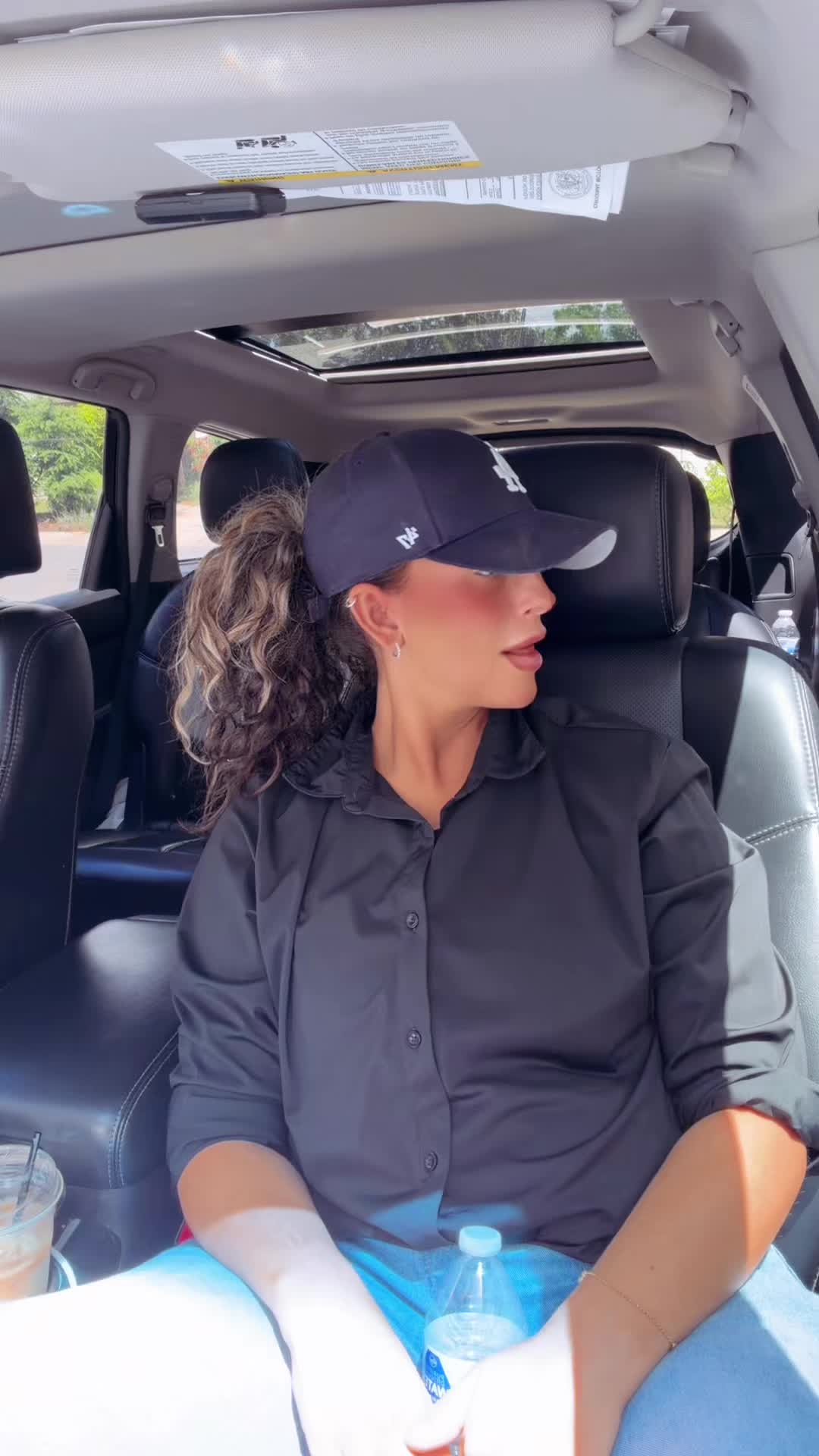 @HottmessCrystalOfficial1