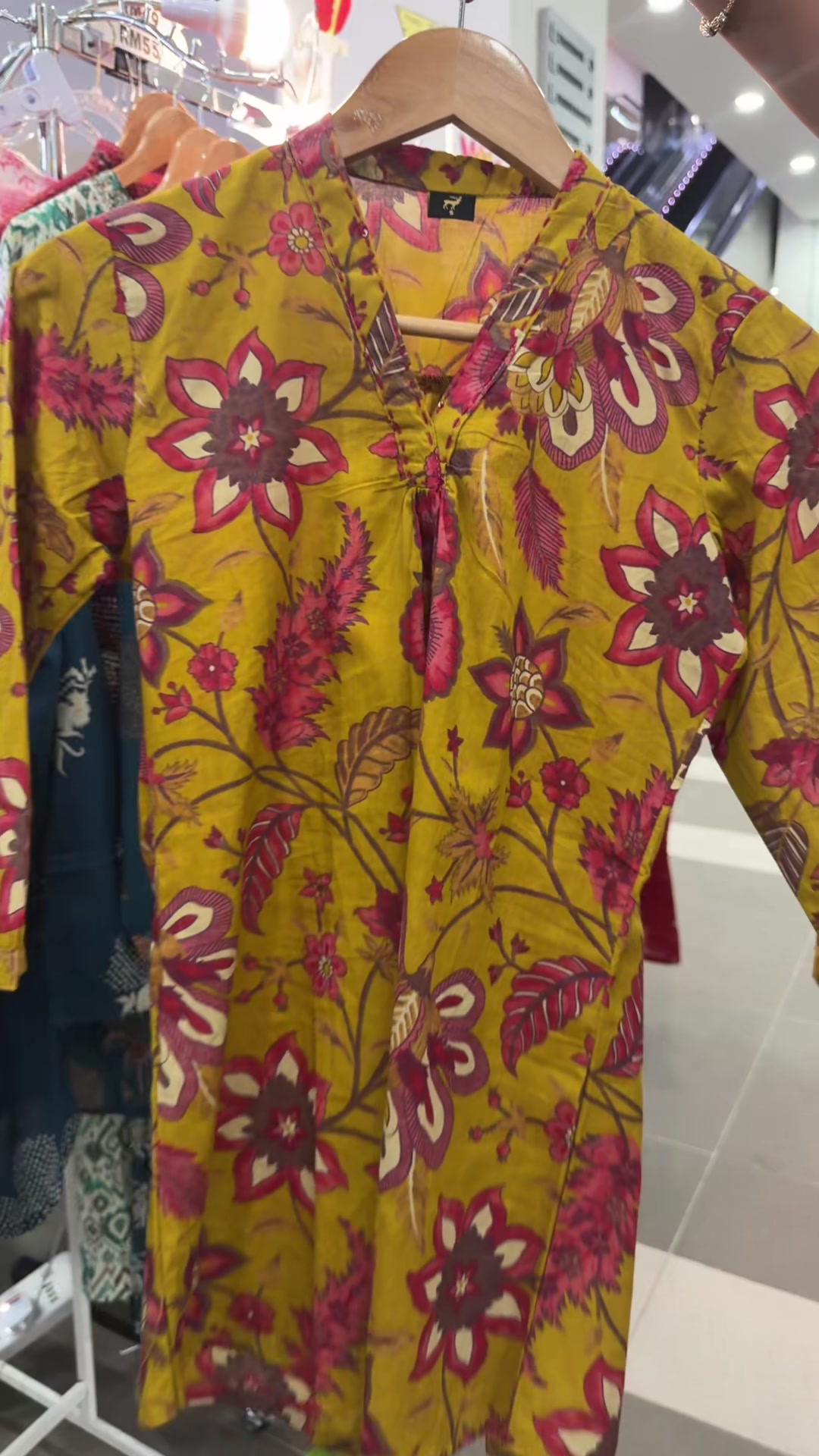 @Amodini Fashion House