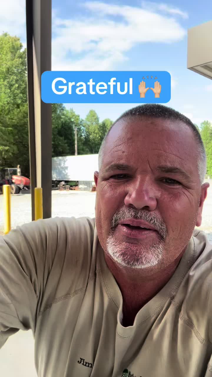 @ThePrayingLineman