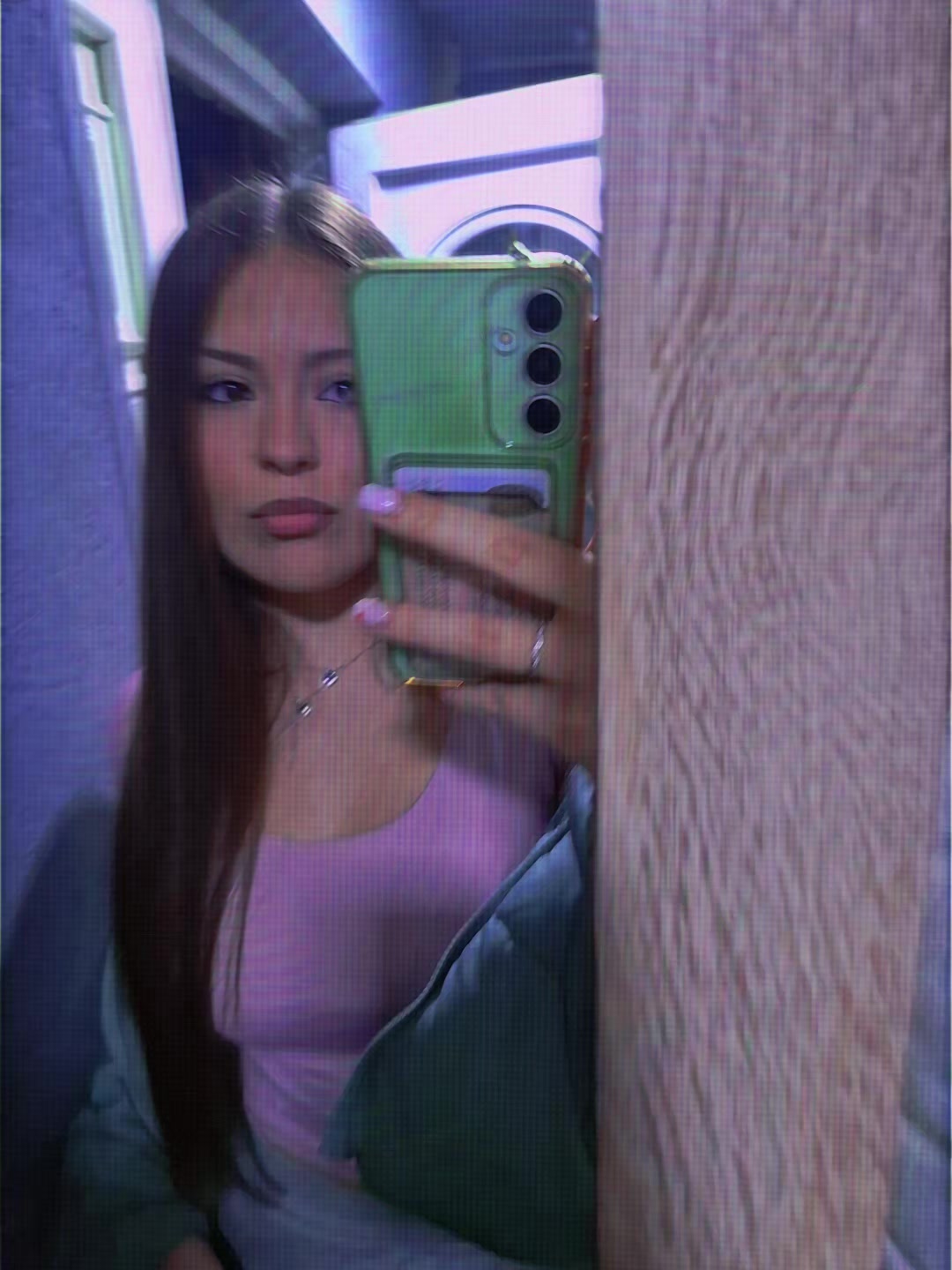 @🫦
