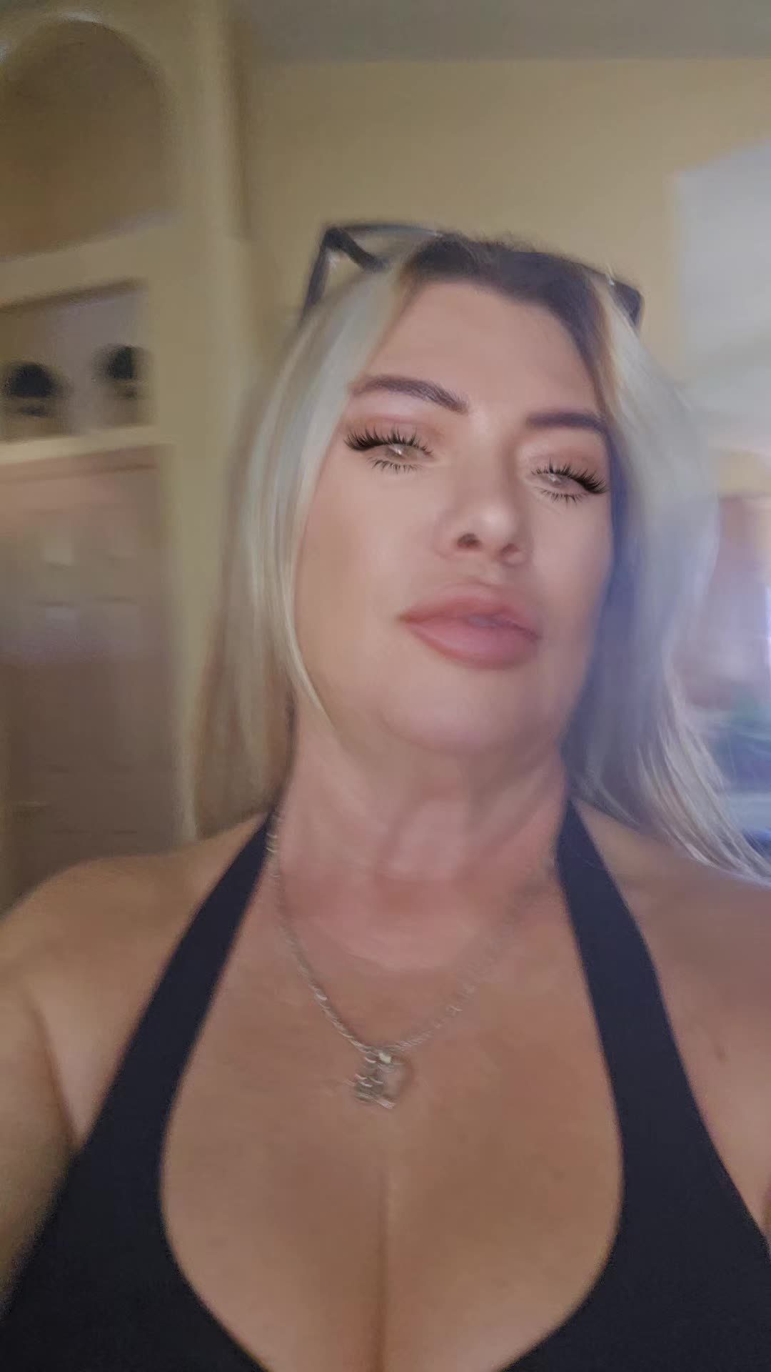 @isabella salazar bikini girl