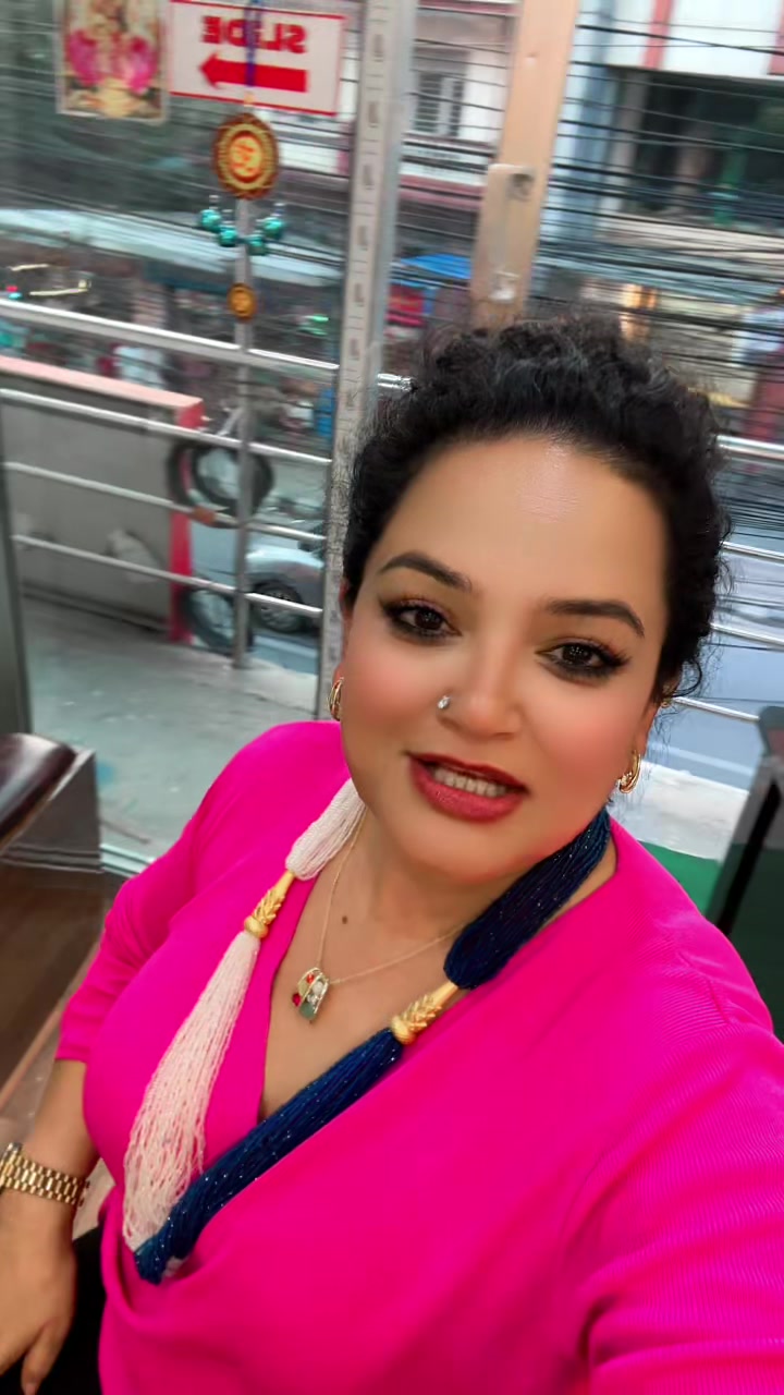@🧿Divya thakuri 🧿( designer )