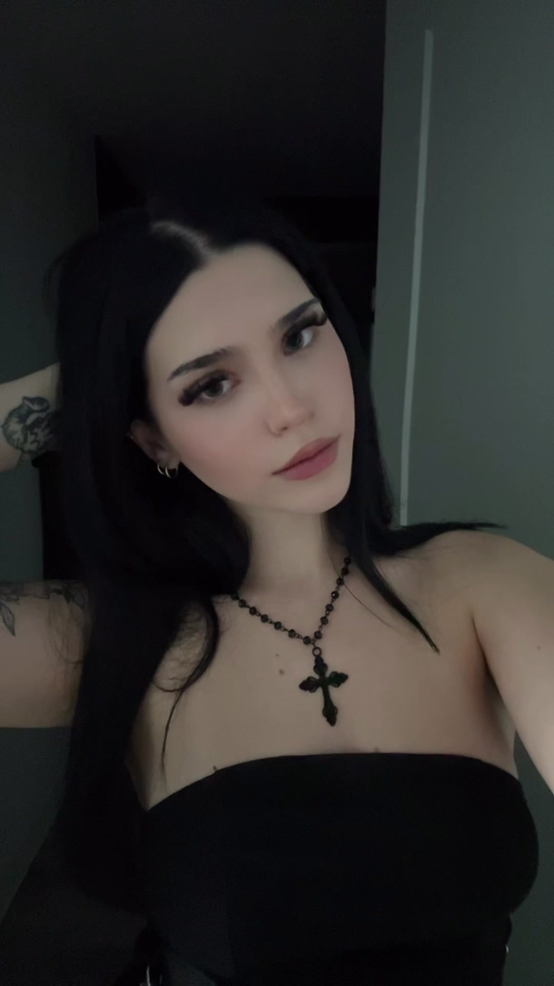 @Elvira ⏾ .⋆♱