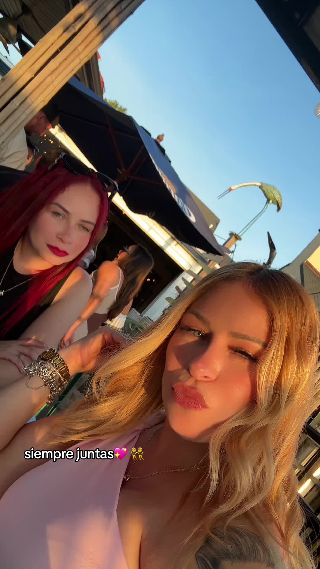 @E l i z a b e t h🍓🍒