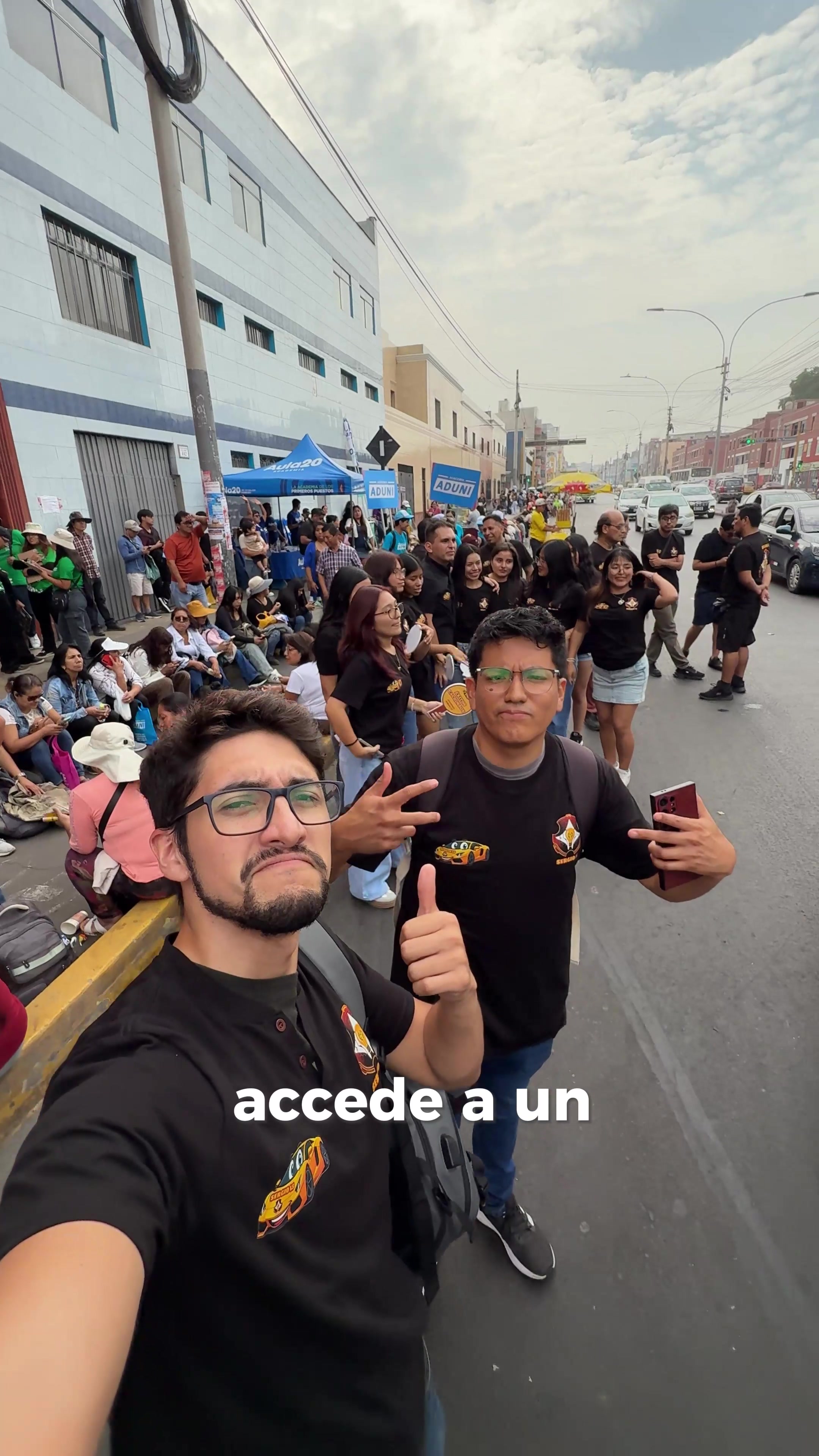 @Chisme Universitario