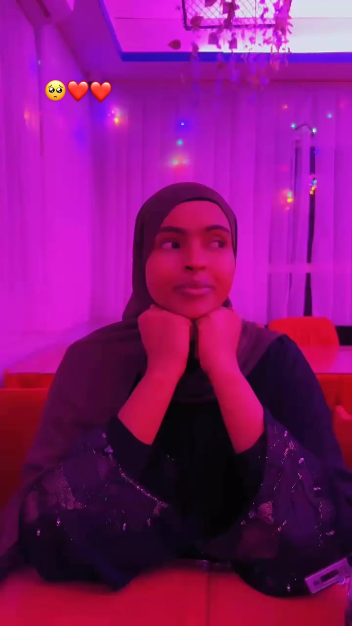 @♡Xafza 🦢