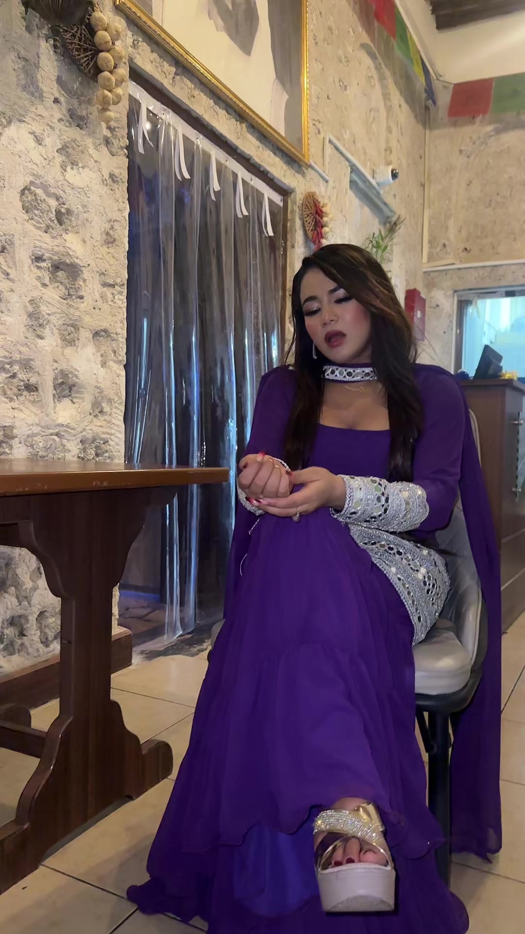 @असु
