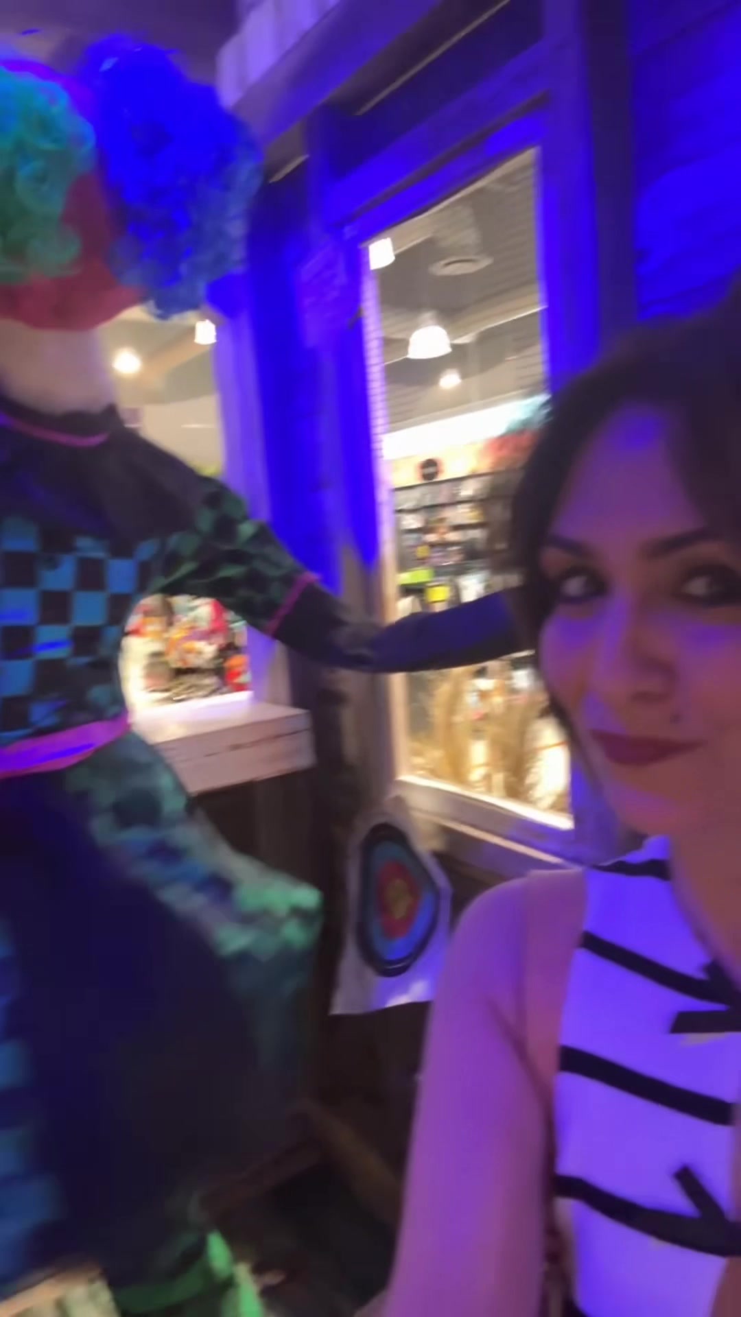 @Johana