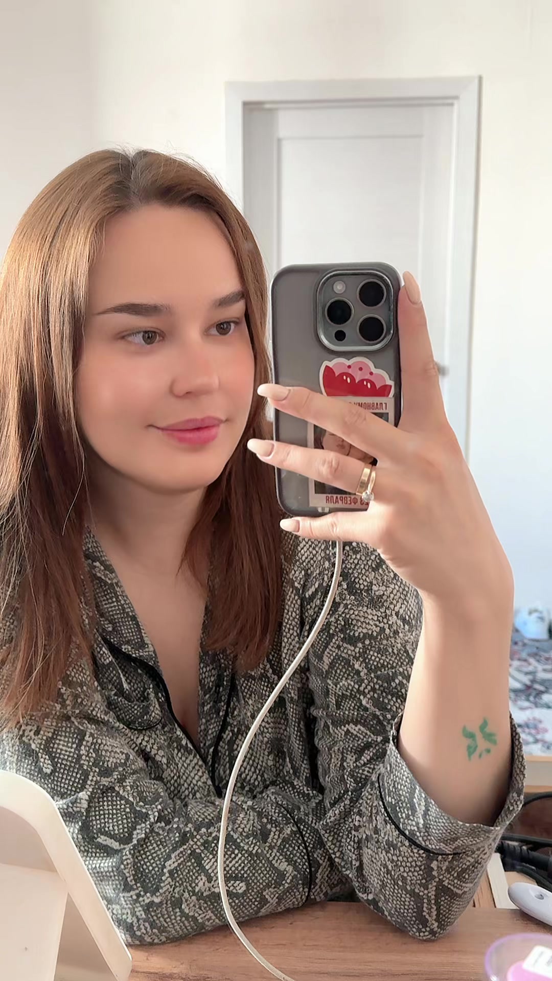 @zarina_momunkyl