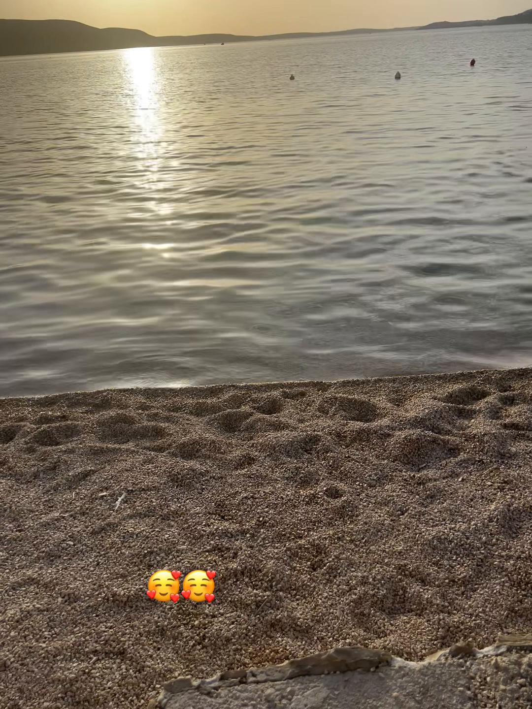 @Viktorija🍀