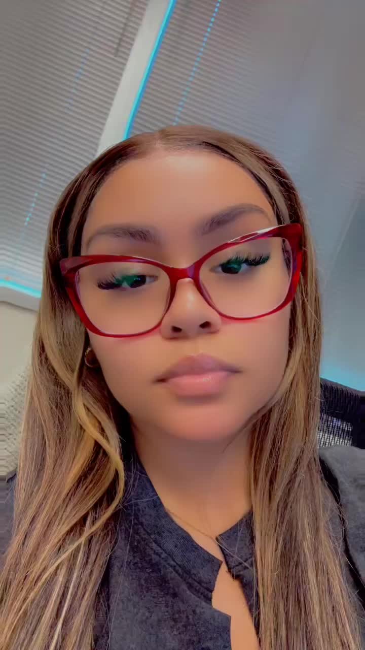 @tee_denise1