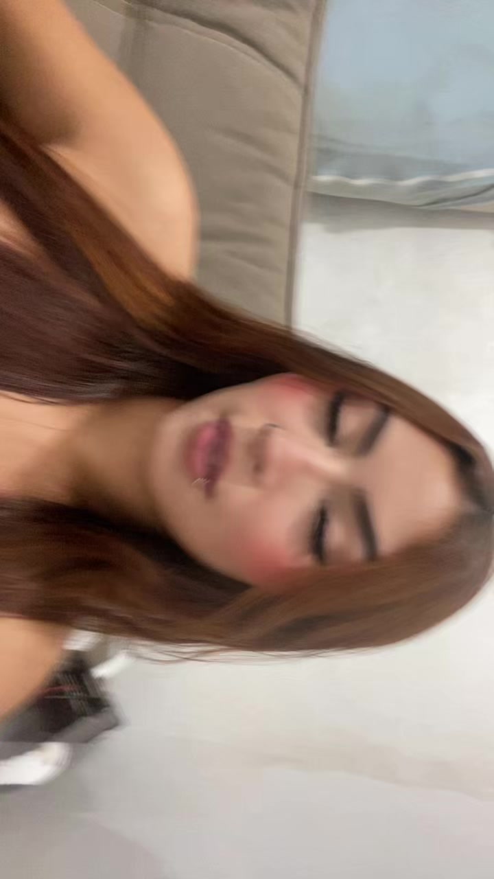 @Clara Costa