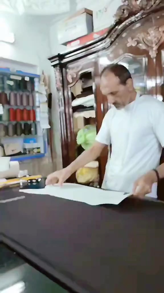 @اسطورة تصميم الازياء