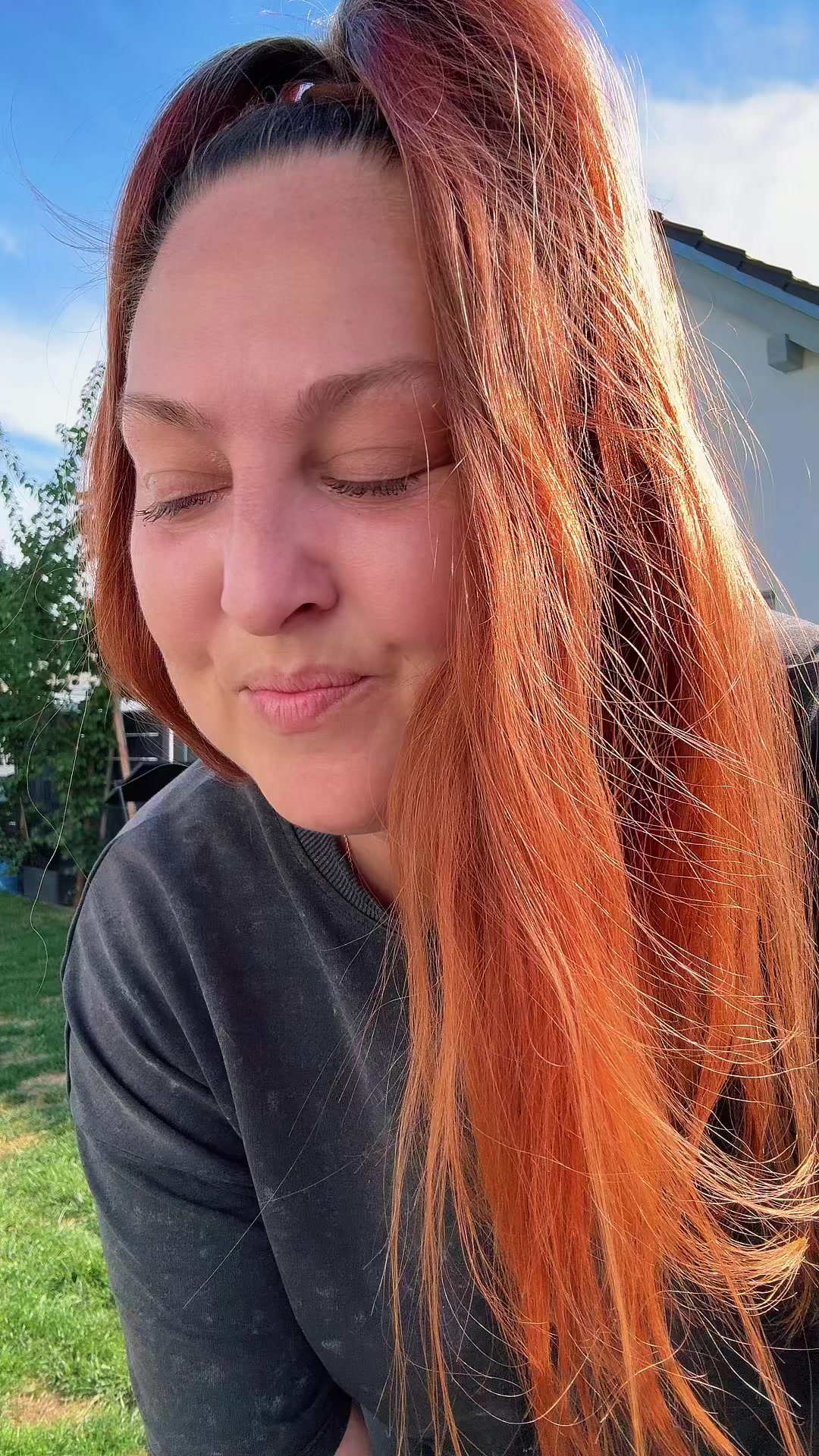 @Lanya Aliens 43J 🥰