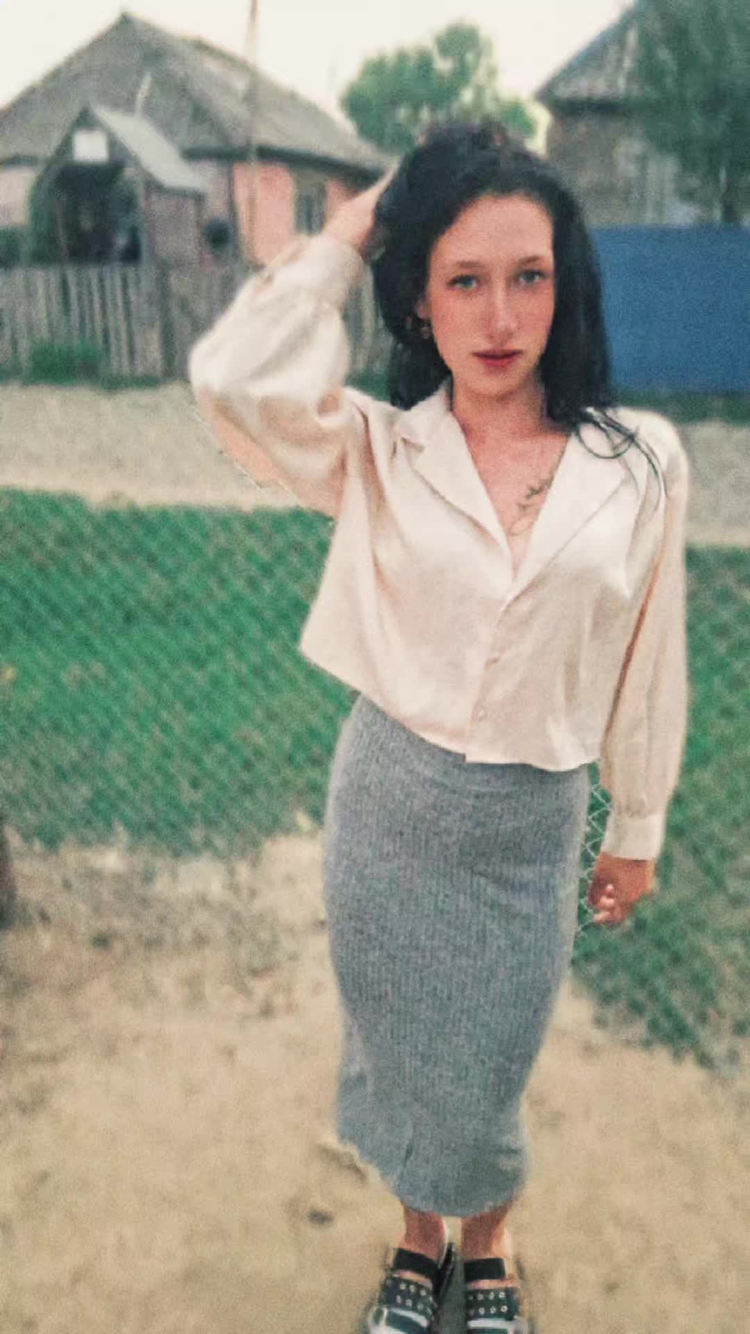 @13Erzsike Lakatos