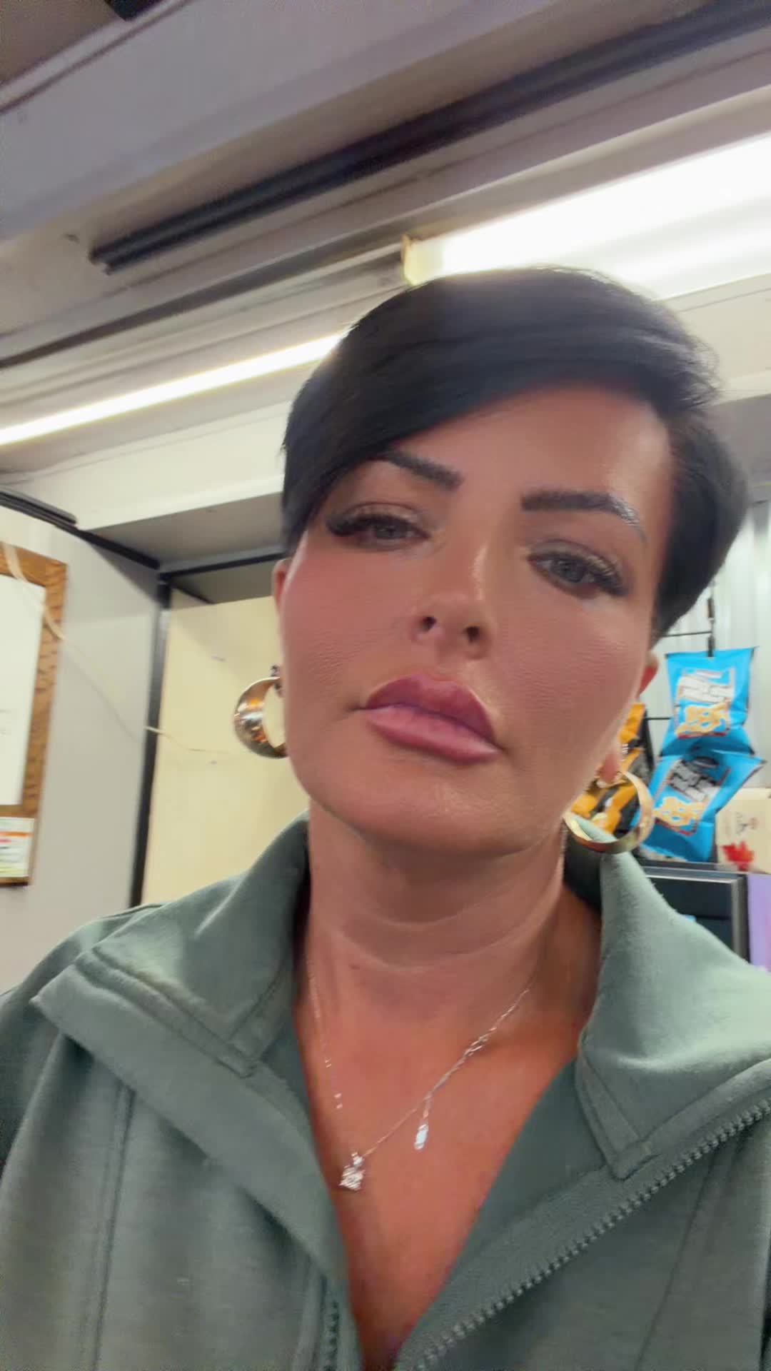@Crystalgoins2