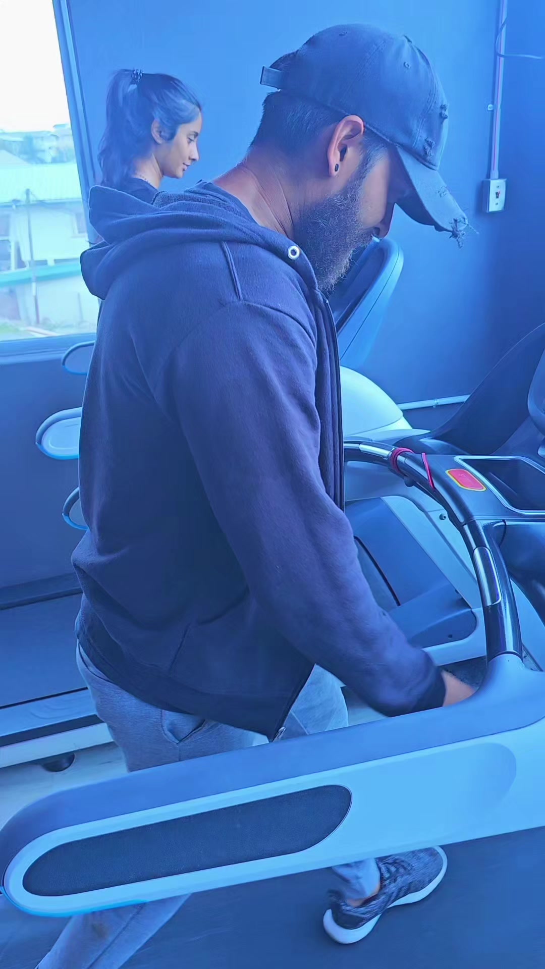 @KO