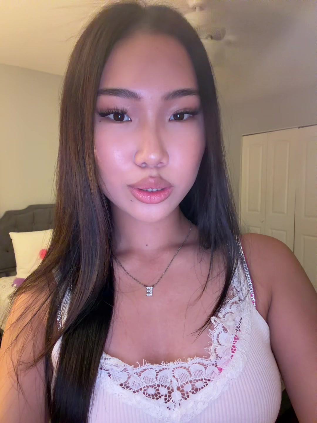 @e