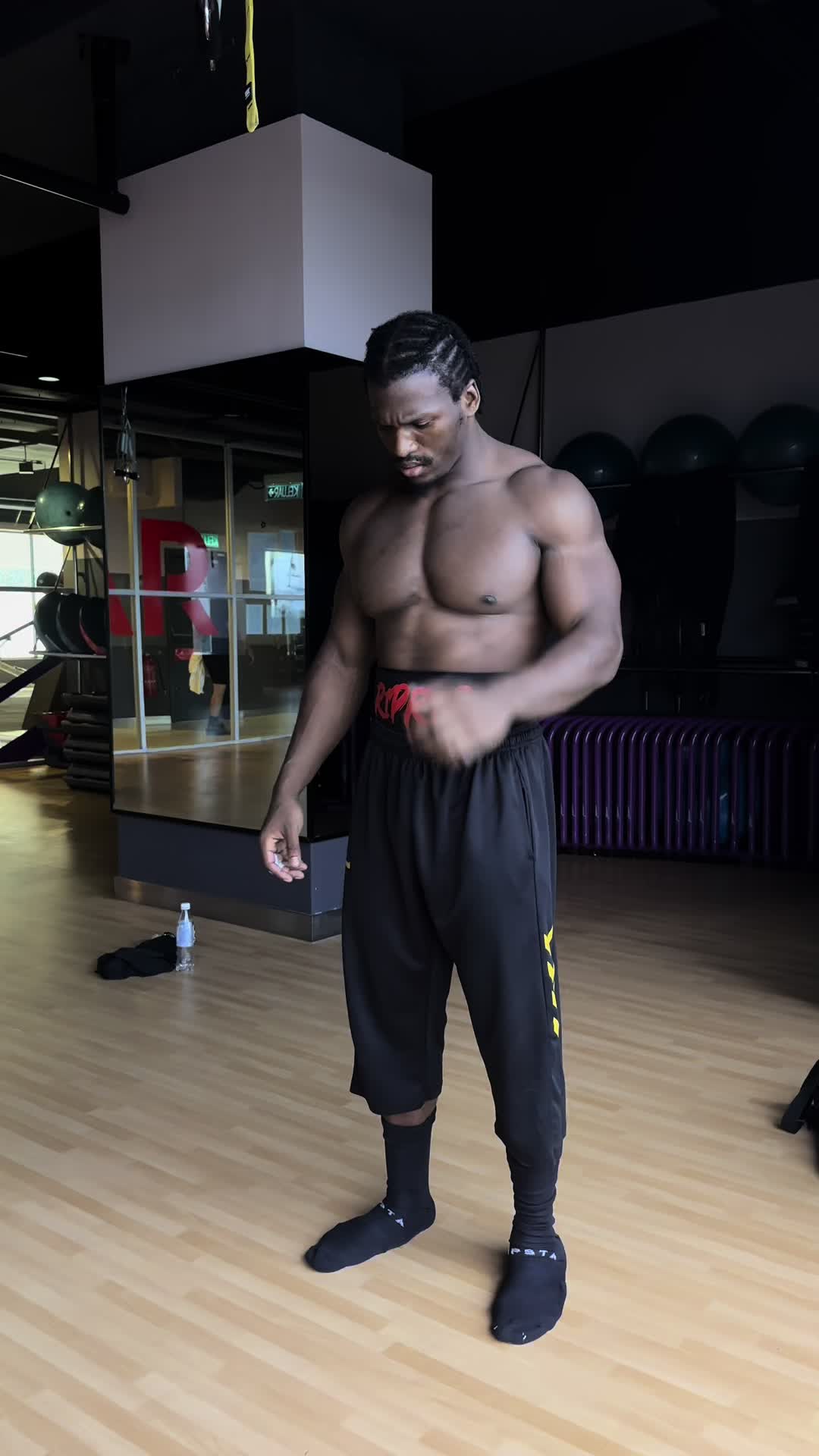 @Muscleboii