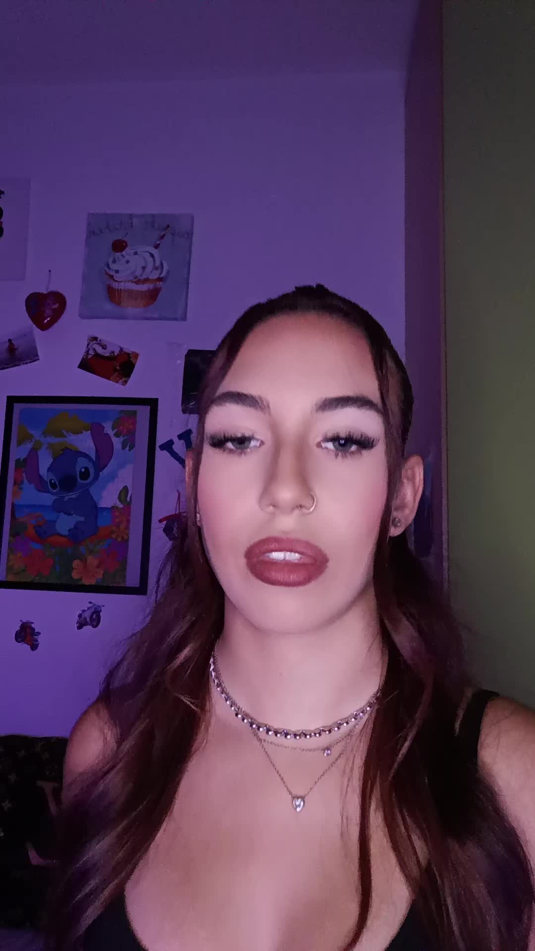 @👸🏻