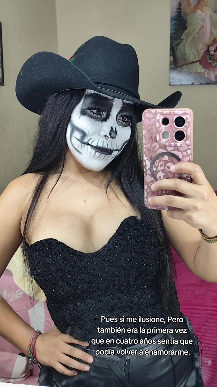 @Jey🍒🧬
