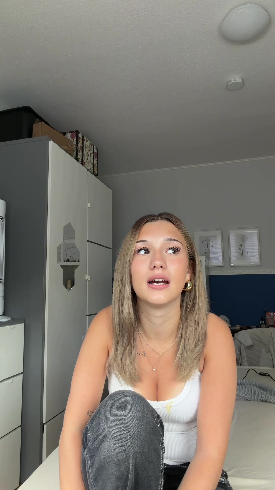 @angie