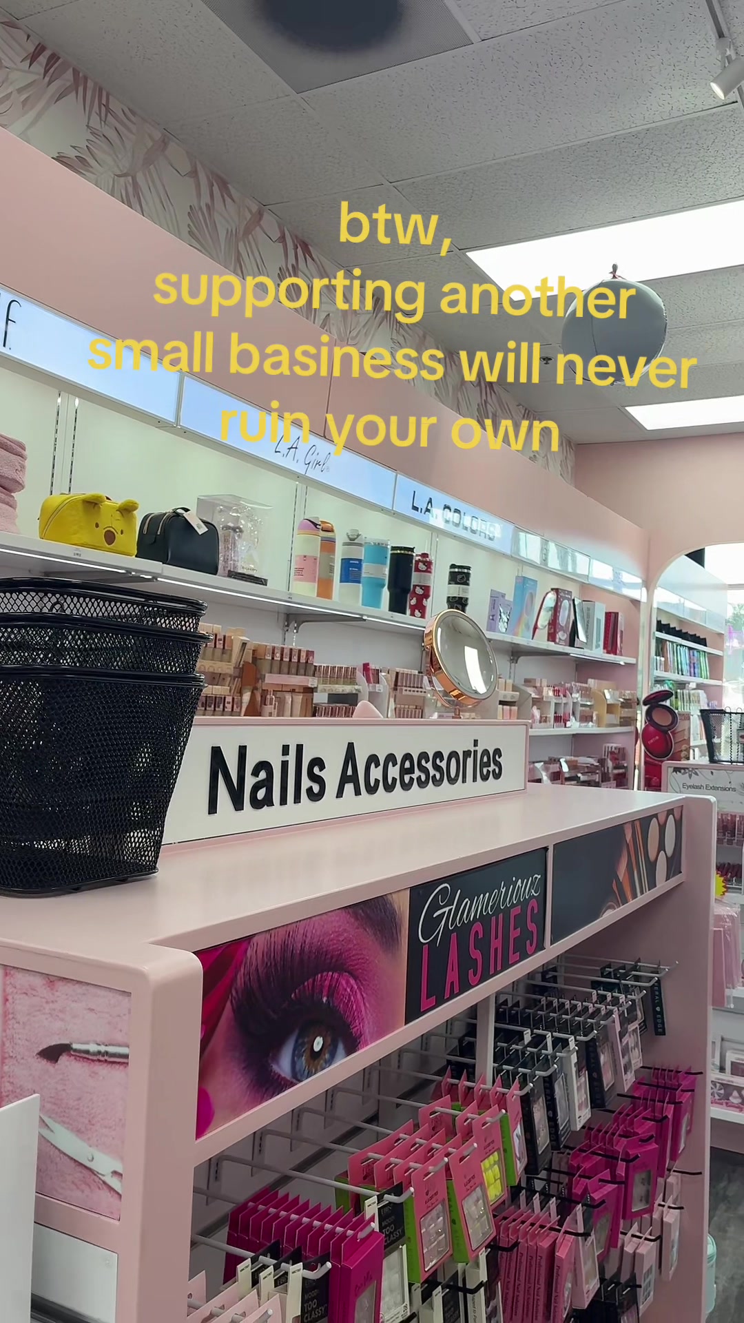@luxbeautybakersfield