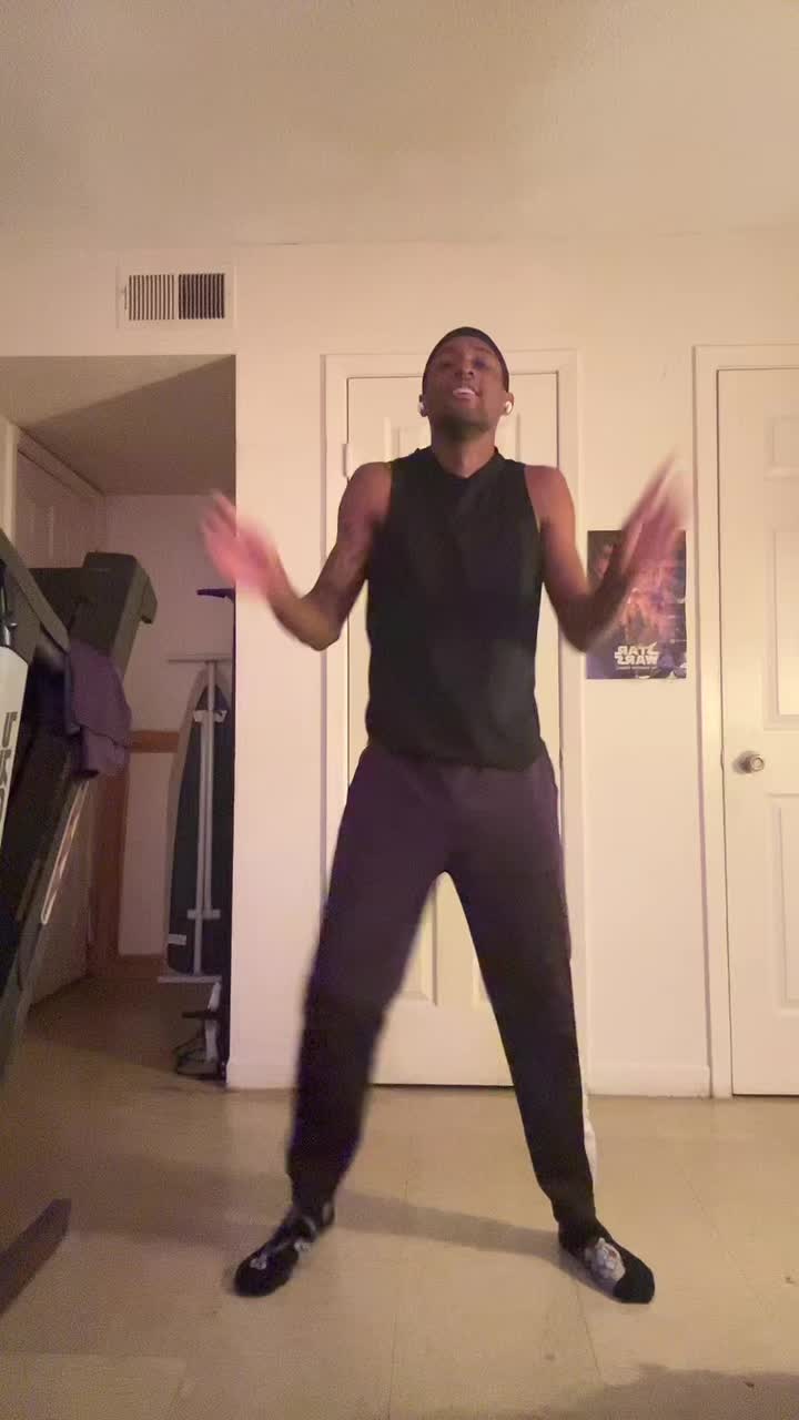 @Trayb17