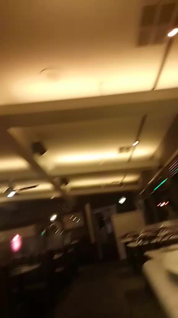 @Adán