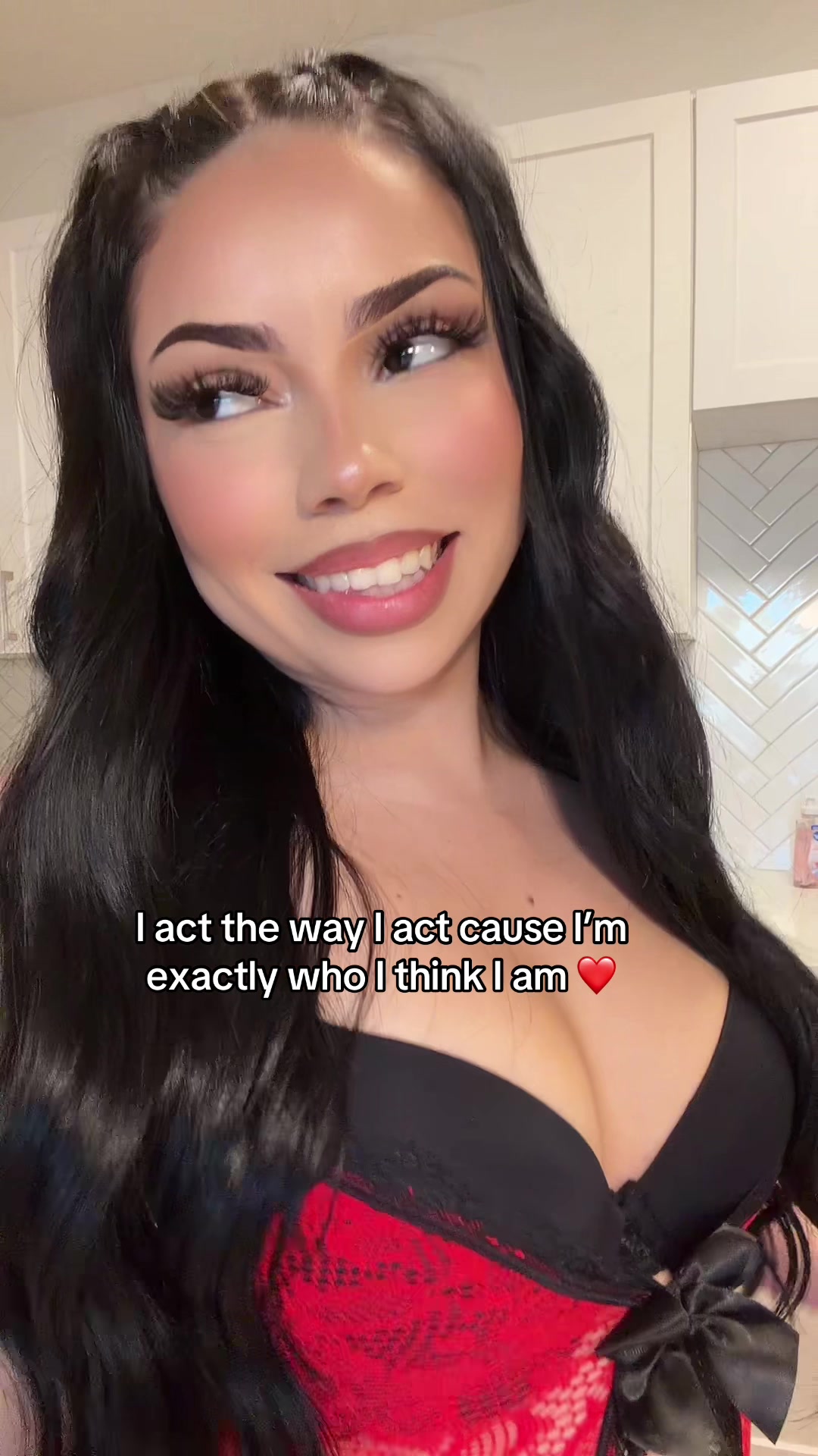 @𝔑𝔦𝔨𝔨𝔦 𝔪𝔞𝔯𝔱𝔦𝔫𝔢𝔷