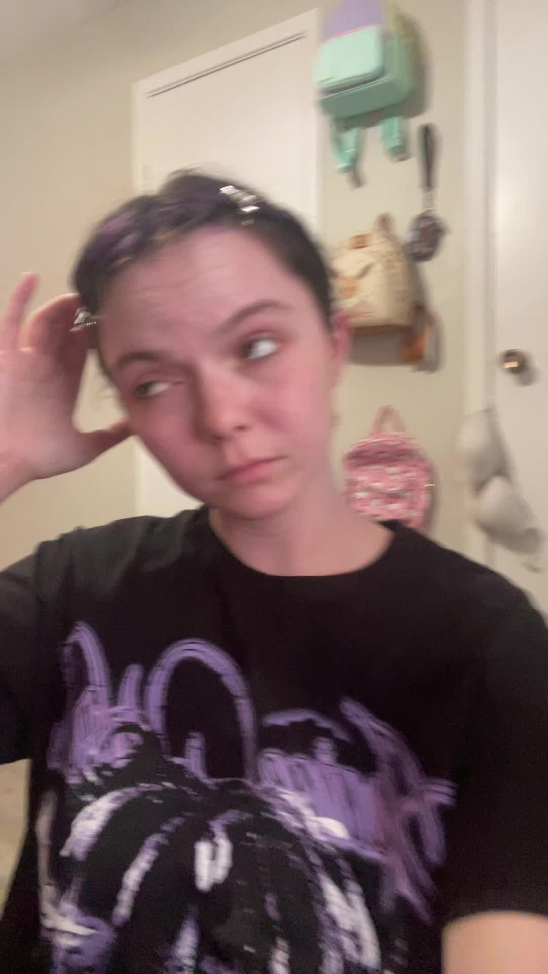 @Em<3