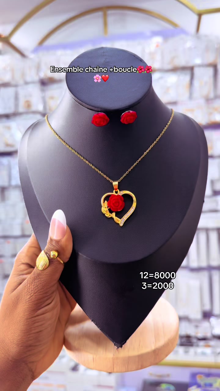 @Mardiathfashion