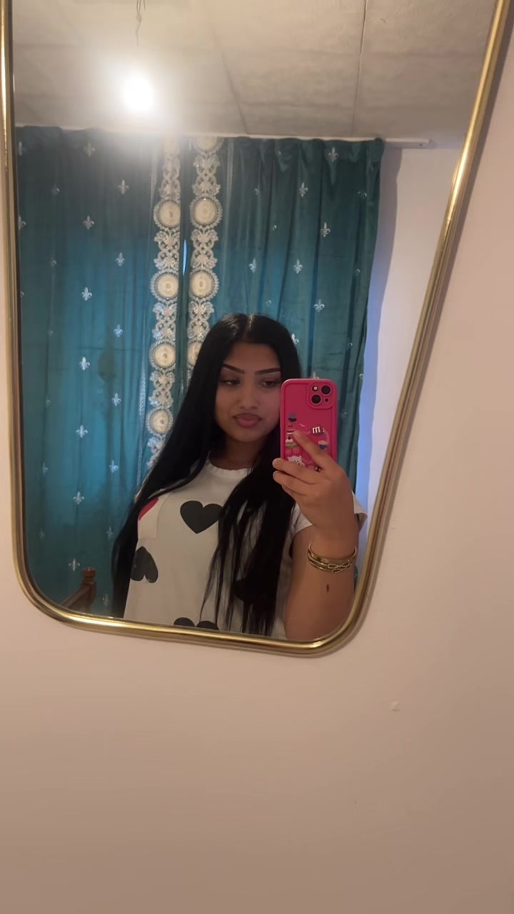 @𝓜𝓻𝔂🍬