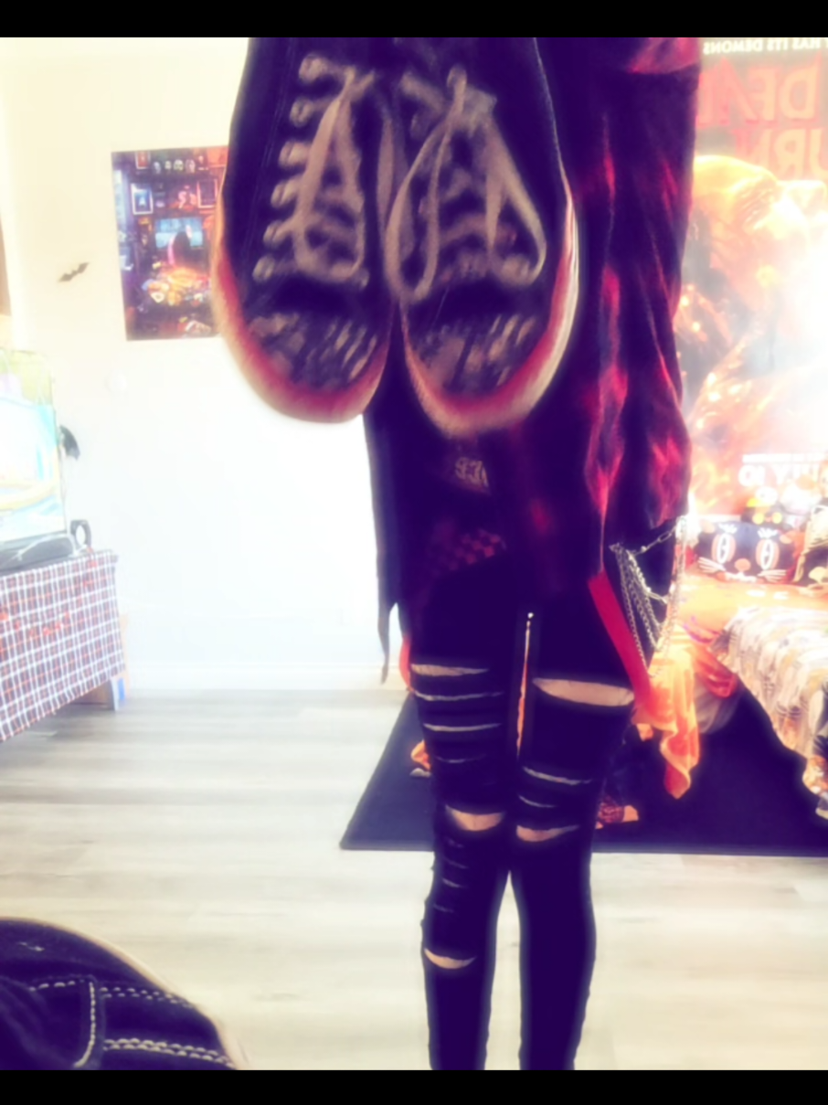 @🎃𝕷𝖎𝖛𝖎𝖓𝕯𝖊𝖆𝖉𝕲𝖎𝖗𝖑🎃