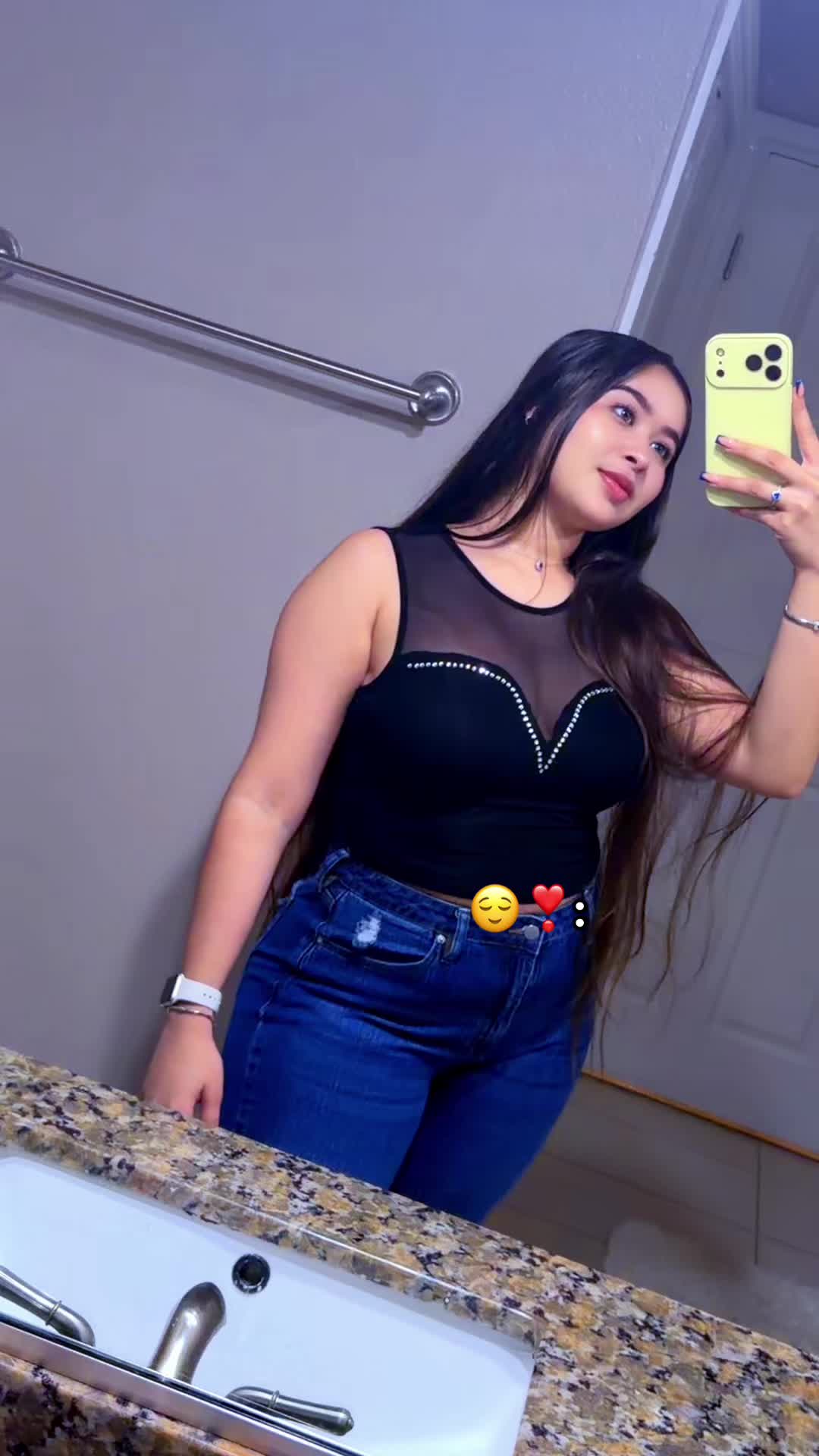 @Mey J Perez