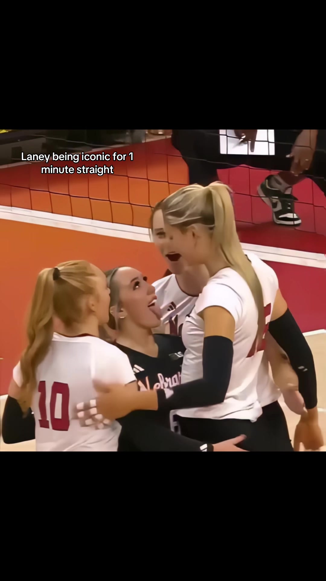 @Women’s Volleyball